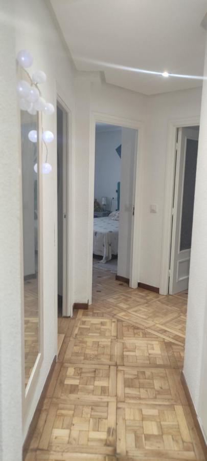 Piso En Vallecas Madrid Eksteriør billede